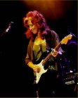 Bonnie Raitt - © Tara Canova